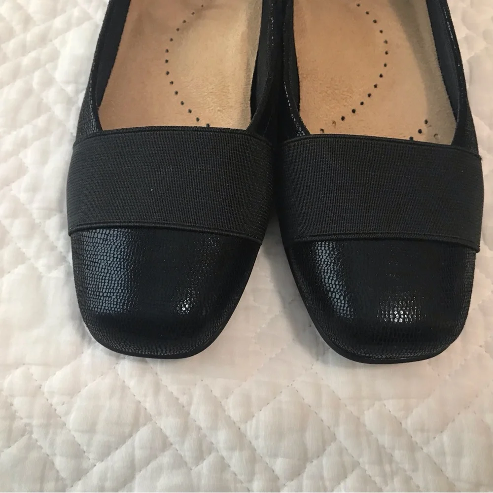 Trotters Samantha Black Lizard Leather Loafers Ballet Flats Size 6M - Picture 2 of 9